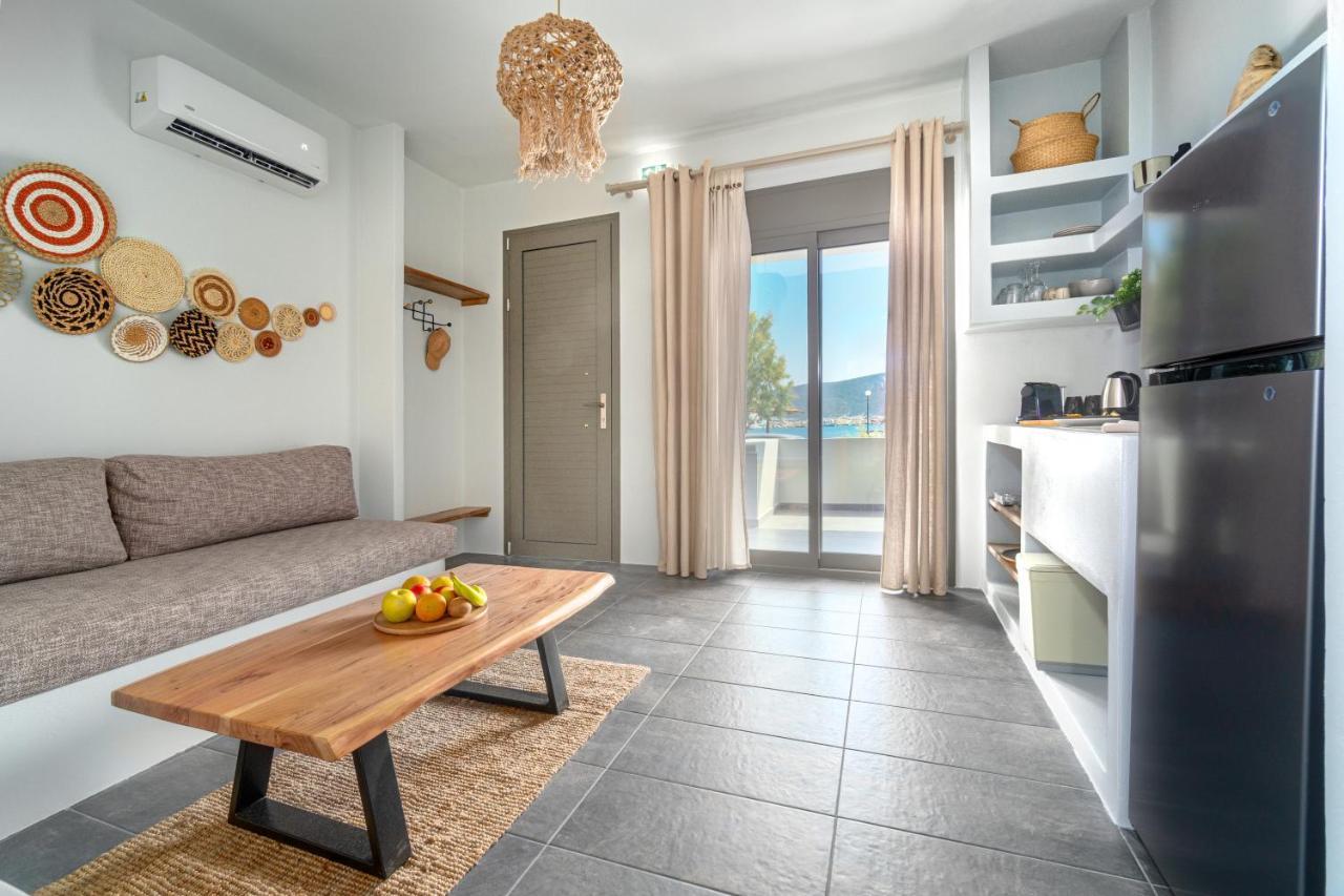 La Perla Suites Ájoi Apósztoli Kültér fotó