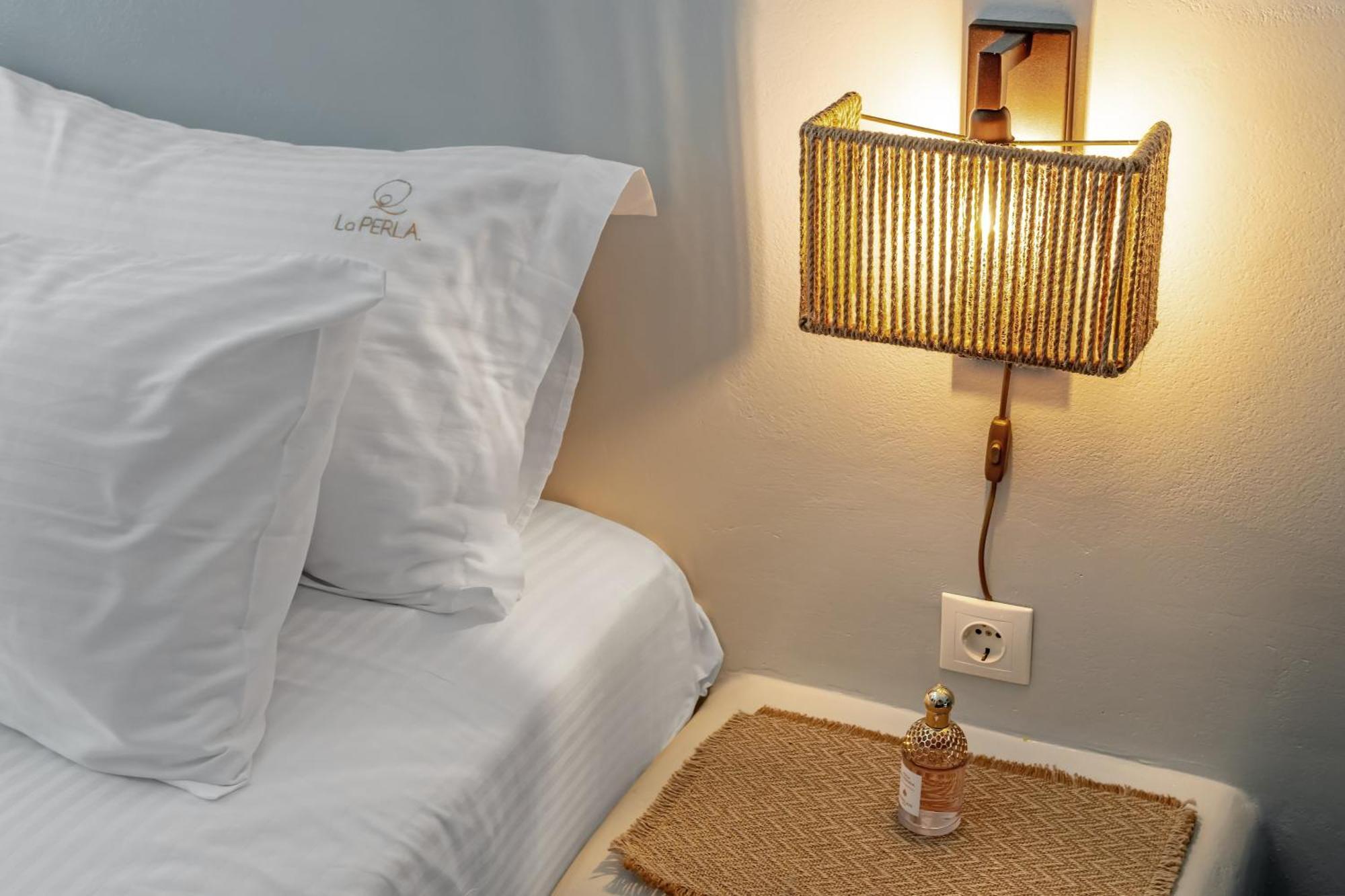 La Perla Suites Ájoi Apósztoli Kültér fotó