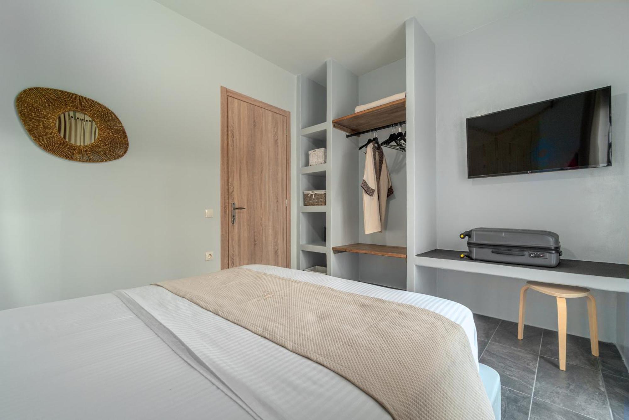 La Perla Suites Ájoi Apósztoli Kültér fotó